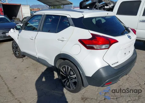 2018 Nissan Kicks Sv из США, поврежденный, VIN 3N1CP5CU9JL521889